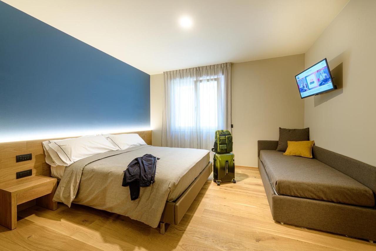 Sanmartino Suite Тирано Экстерьер фото